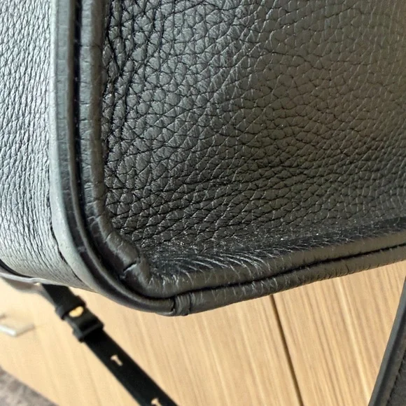 Marc Jacobs Black Leather The Tote Bag - Picture 6 of 12